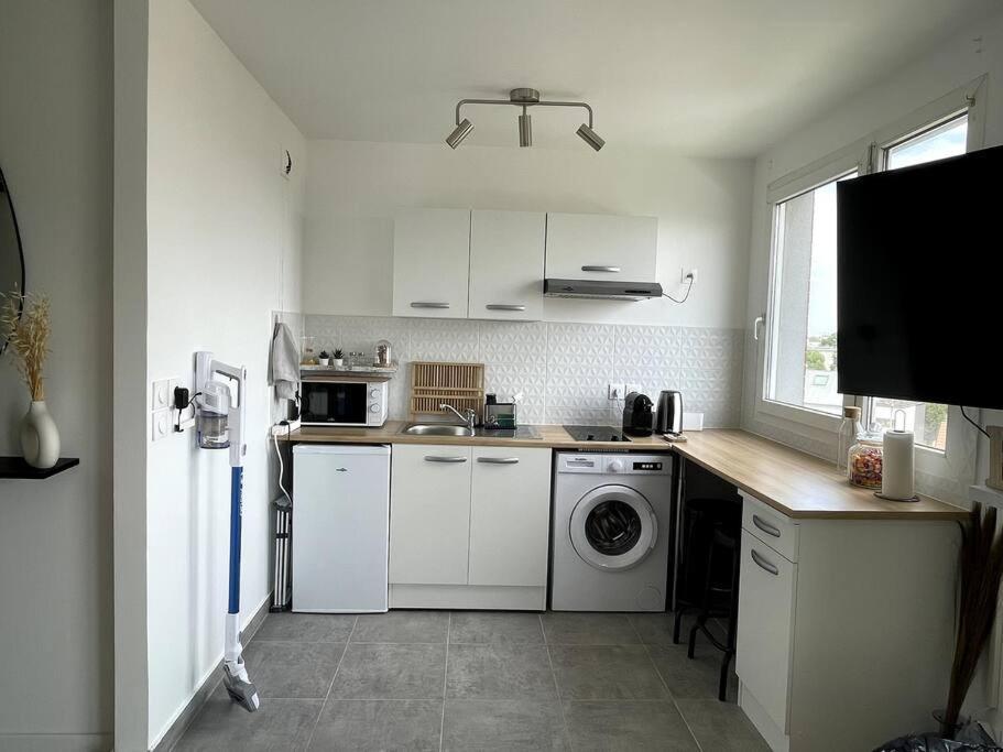 Appartement Cosy Et Lumineux Orly Bagian luar foto